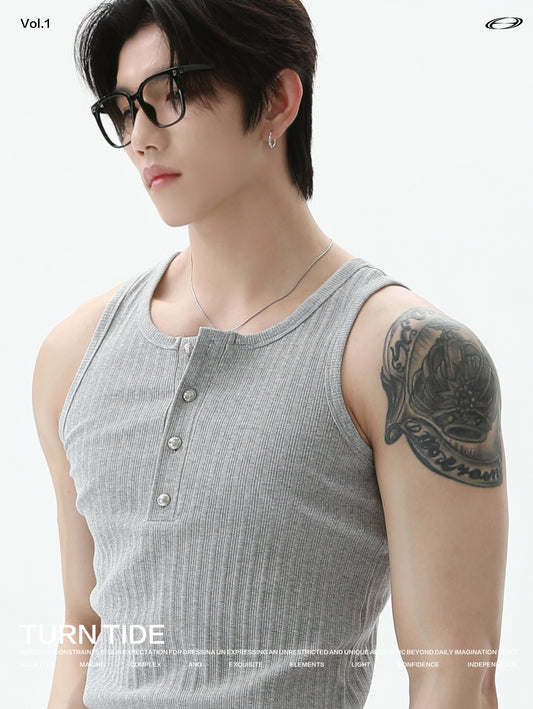 เสื้อแขนกุดคอกลมสีพื้น ทรงเข้ารูป ดีไซน์กระดุม ใส่ง่ายสำหรับฤดูร้อน